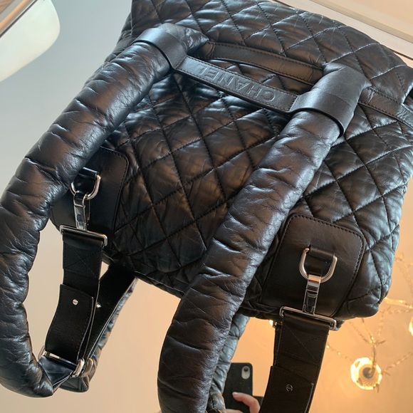 Authentic Chanel backpack black leather - Picture 9 of 15
